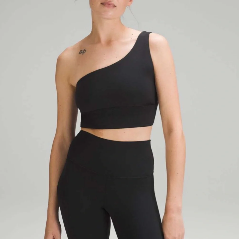 Lululemon Align Asymmetrical Bra Black‎ 14